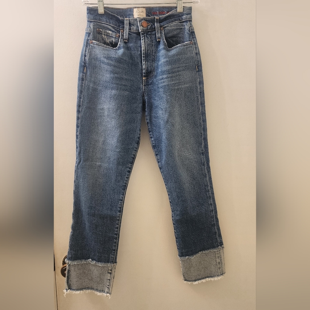 Alice + Olivia Mid Wash Cropped Ankle Jeans with Raw Hem